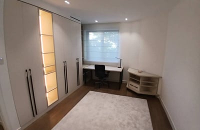 Alquiler de un lujoso y espacioso apartamento de 4 habitaciones, 170 m², Vračar, Belgrado, Serbia